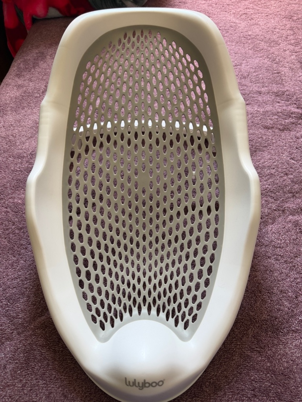 Lulyboo White Infant Bath Support with Ventilated Mesh